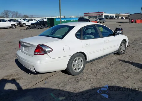 2005 Ford Taurus Se from USA, damaged, VIN 1FAFP53215A219475